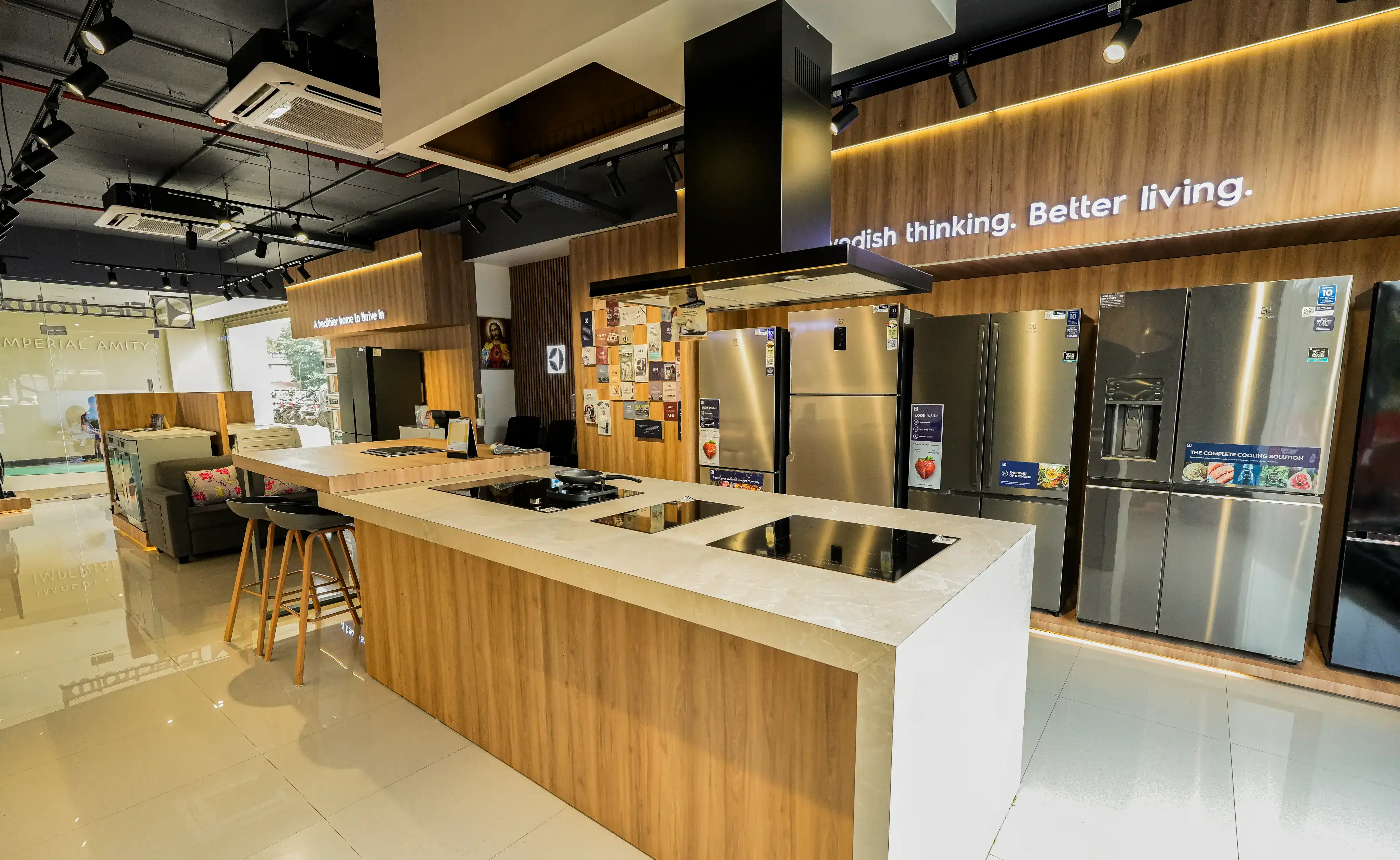 Cheryl warehouse exterior